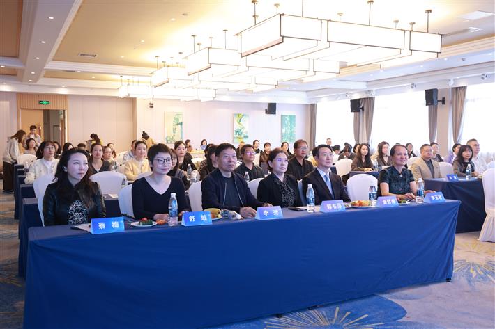 20251125154115_8600 20251125154115_8600